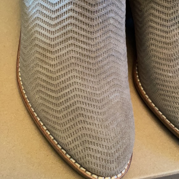 Lucky Women’s Fhuna Bootie - Picture 3 of 7